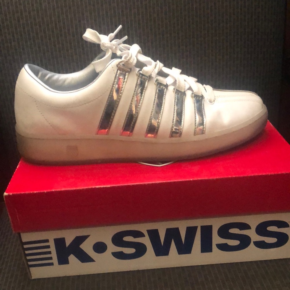 K-SWISS TENNIS SHOES
